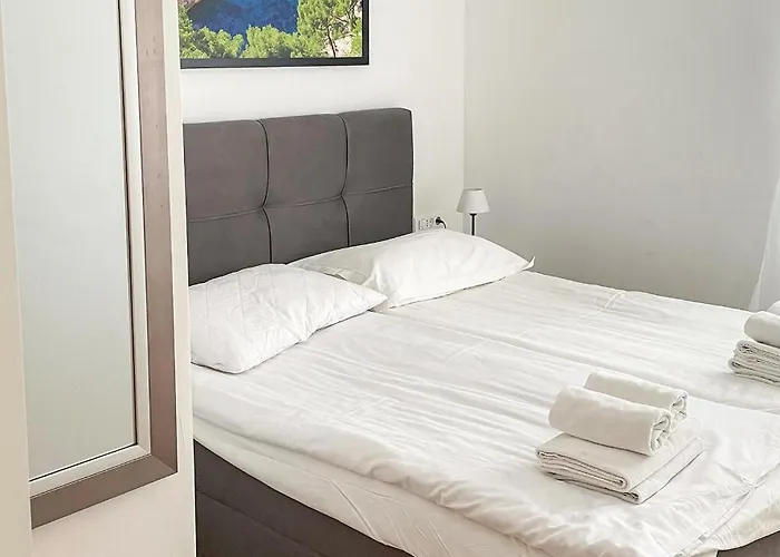 Appartement In Dingac Gornji Dingač